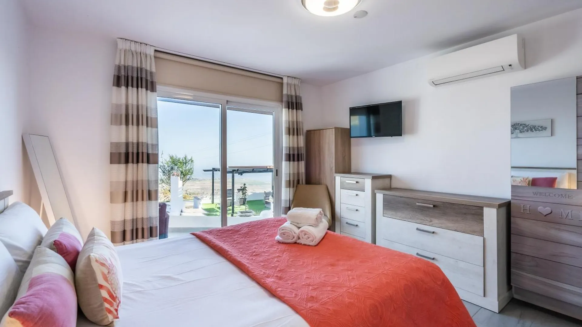El Rinconcito With Sea View Villa Los Menores 0*,  Spain